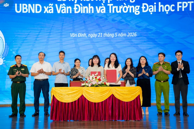 XÃ VÂN ĐÌNH KÝ KẾT HỢP TÁC VỚI ĐẠI HỌC FPT THÚC ĐẨY CHUYỂN ĐỔI SỐ CƠ SỞ- Ảnh 2.