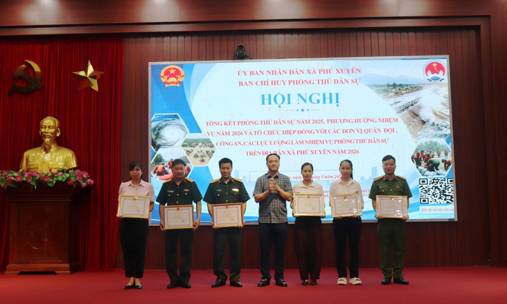 Hội nghị tổng kết công tác phòng thủ dân sự năm 2025, triển khai nhiệm vụ năm 2026- Ảnh 7.