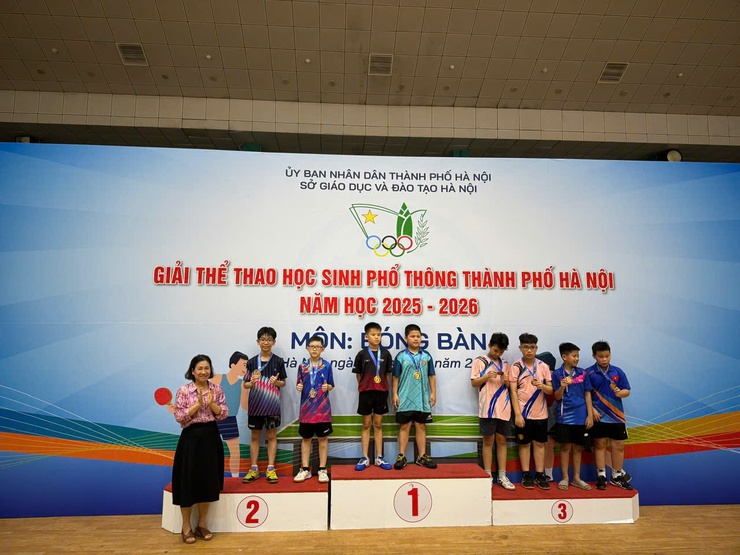 Phường Từ Liêm đạt nhiều thành tích nổi bật tại Giải thể thao học sinh phổ thông Thành phố Hà Nội năm học 2025-2026 - Ảnh 6.