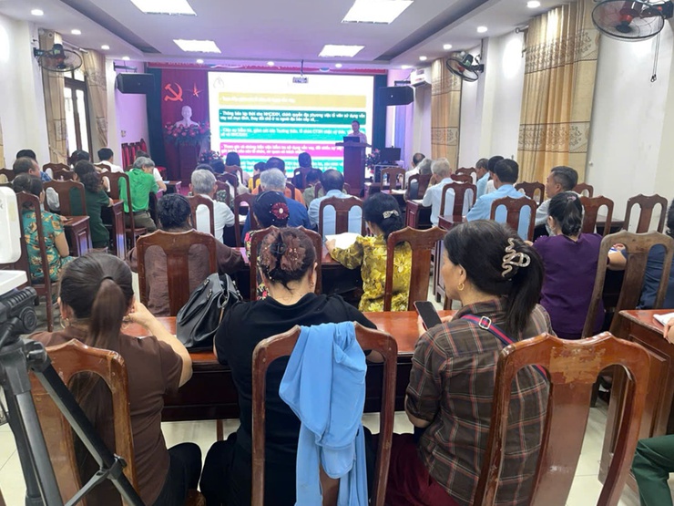 Tập huấn nghiệp vụ tín dụng chính sách cho Tổ tiết kiệm và vay vốn trên địa bàn xã Thanh Oai- Ảnh 3.