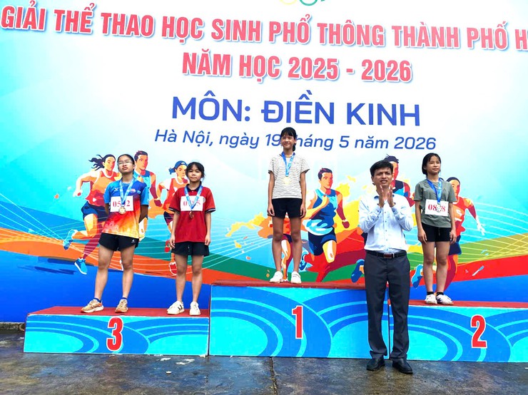 Xã Đại Xuyên tham gia Giải điền kinh học sinh phổ thông thành phố Hà Nội năm học 2025 – 2026- Ảnh 3.