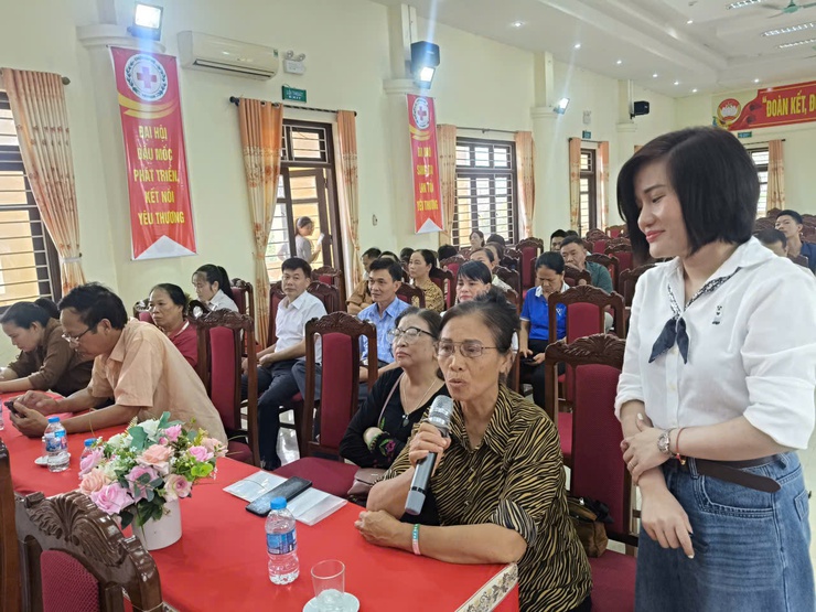 xã Bất Bạt: Đẩy mạnh tuyên truyền an toàn thực phẩm và phổ biến chính sách khuyến nông cho nhân dân- Ảnh 4.