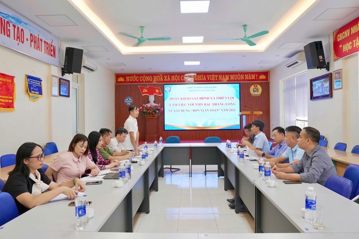 Ban Văn hóa – Xã hội HĐND xã Thiên Lộc khảo sát việc thực hiện Đề án bảo vệ Quốc phòng - An ninh tại Nhà máy nước Bắc Thăng Long- Ảnh 1.