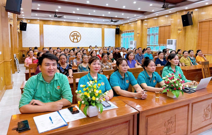 Hơn 100 hội viên nông dân tham gia buổi truyền thông phòng chống một số bệnh truyền nhiễm năm 2026- Ảnh 5.