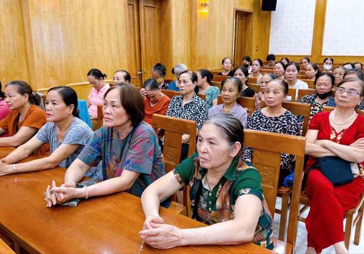 Hơn 100 hội viên nông dân tham gia buổi truyền thông phòng chống một số bệnh truyền nhiễm năm 2026- Ảnh 7.