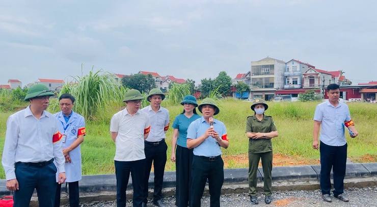 Phúc Thọ cưỡng thực hiện quyết định thu hồi đất phục vụ công tác GPMB Dự án xây dựng HTKT đấu giá đất khu Trường Yên (giai đoạn 2)- Ảnh 1.
