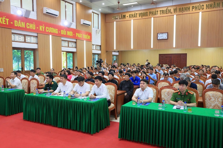 ĐẢNG ỦY – HĐND – UBND – UB MTTQ VIỆT NAM XÃ THƯ LÂM TỔ CHỨC HỘI NGHỊ TỔNG KẾT CÔNG TÁC QUẢN LÝ, TỔ CHỨC LỄ HỘI 6 THÁNG ĐẦU NĂM 2026- Ảnh 2.