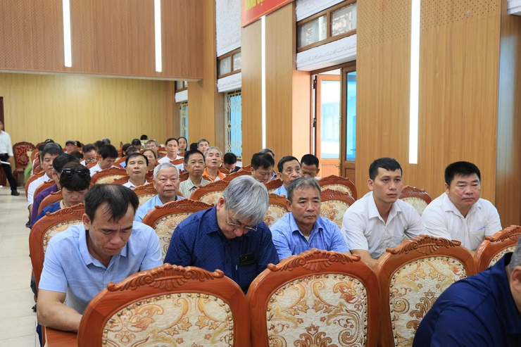 ĐẢNG ỦY – HĐND – UBND – UB MTTQ VIỆT NAM XÃ THƯ LÂM TỔ CHỨC HỘI NGHỊ TỔNG KẾT CÔNG TÁC QUẢN LÝ, TỔ CHỨC LỄ HỘI 6 THÁNG ĐẦU NĂM 2026- Ảnh 5.