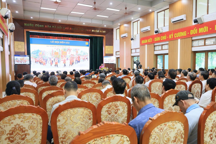 ĐẢNG ỦY – HĐND – UBND – UB MTTQ VIỆT NAM XÃ THƯ LÂM TỔ CHỨC HỘI NGHỊ TỔNG KẾT CÔNG TÁC QUẢN LÝ, TỔ CHỨC LỄ HỘI 6 THÁNG ĐẦU NĂM 2026- Ảnh 9.