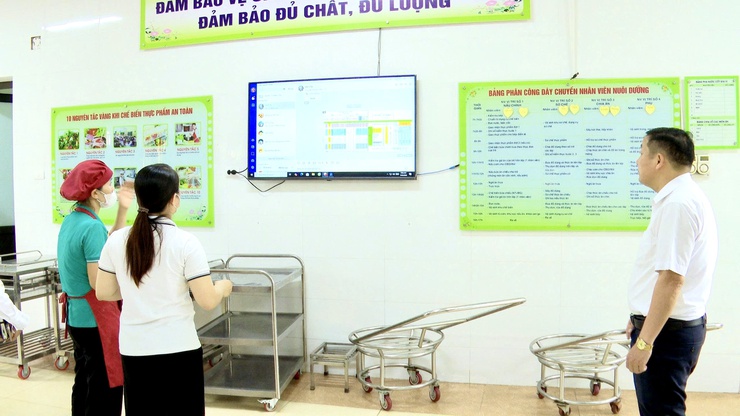 BAN VĂN HÓA – XÃ HỘI HĐND XÃ THƯ LÂM GIÁM SÁT CÔNG TÁC BẢO ĐẢM VỆ SINH AN TOÀN THỰC PHẨM TẠI TRƯỜNG MẦM NON THƯ LÂM
- Ảnh 10.