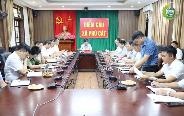 Ban Chỉ đạo Giải phóng mặt bằng xã Phú Cát giao ban đánh giá tiến độ thực hiện các dự án đầu tư xây dựng trên địa bàn- Ảnh 2.
