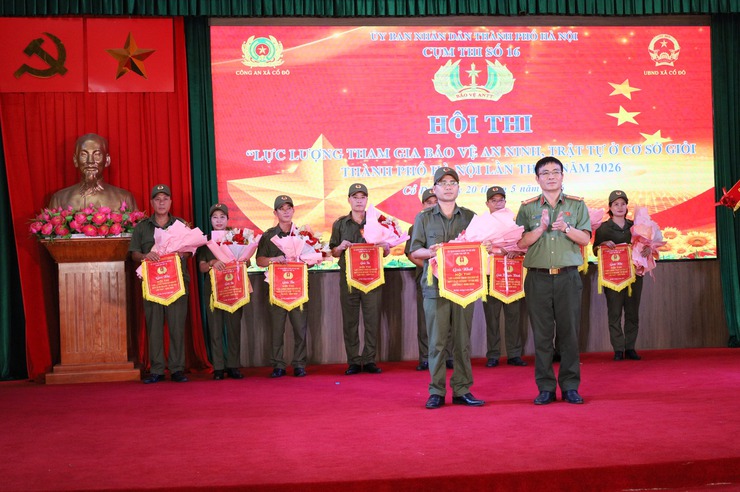 CỤM THI SỐ 16 THÀNH PHỐ HÀ NỘI TỔ CHỨC HỘI THI “LỰC LƯỢNG THAM GIA BẢO VỆ ANTT Ở CƠ SỞ GIỎI” LẦN THỨ NHẤT NĂM 2026- Ảnh 7.