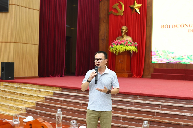 THẠCH THẤT: TẬP HUẤN VỀ QUẢN LÝ, TU BỔ, TÔN TẠO DI TÍCH, DI SẢN LỄ HỘI NĂM 2026- Ảnh 2.