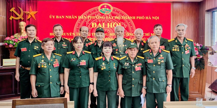 Hội truyền thống Trường Sơn phường Tây Hồ: Giữ vững bản chất Bộ đội Cụ Hồ, hướng tới nhiệm kỳ mới 2026-2031- Ảnh 7.