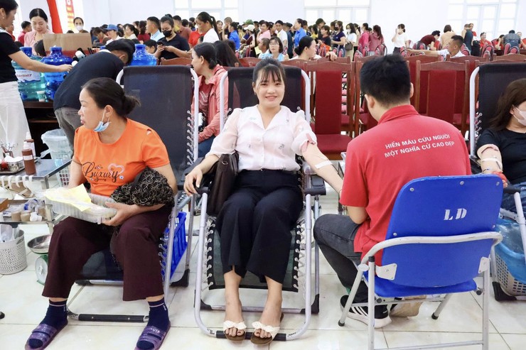 XÃ BA VÌ LAN TỎA TINH THẦN NHÂN ÁI QUA NGÀY HỘI HIẾN MÁU TÌNH NGUYỆN NĂM 2026- Ảnh 6.