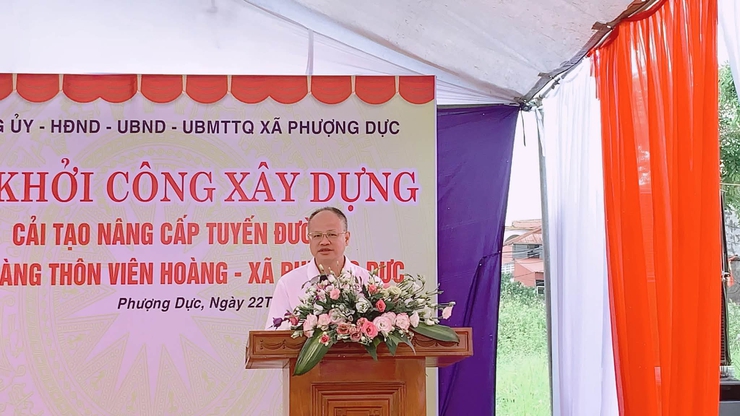 Nhân dân tự nguyện hiến đất, góp sức mở rộng giao thông nông thôn- Ảnh 2.