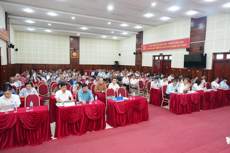 Hội nghị tiếp xúc cử tri chuyên đề về công tác đảm bảo vệ sinh môi trường trên địa bàn xã Phù Đổng- Ảnh 1.