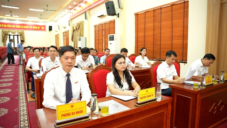 Thường trực HĐND xã Dương Hoà tổ chức phiên họp giải trình về tiến độ giải ngân vốn đầu tư công trên địa bàn xã- Ảnh 2.