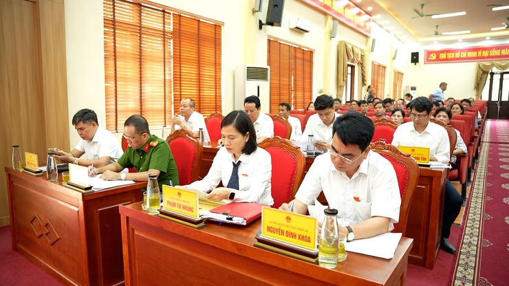 Thường trực HĐND xã Dương Hoà tổ chức phiên họp giải trình về tiến độ giải ngân vốn đầu tư công trên địa bàn xã- Ảnh 3.