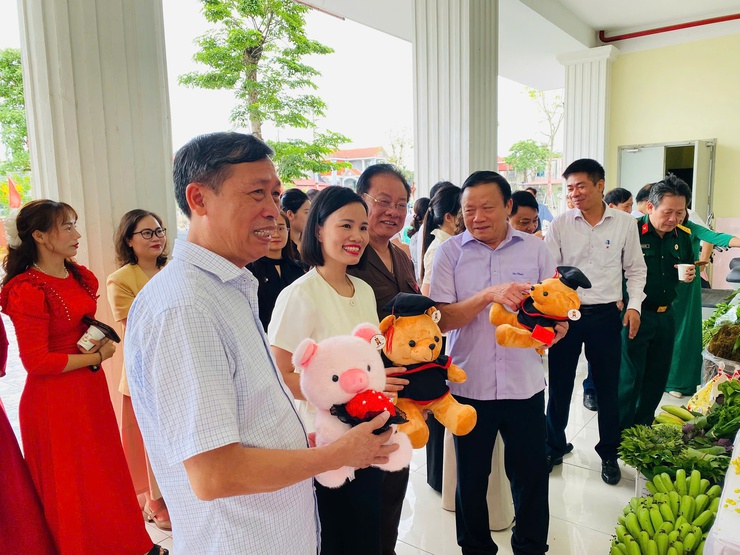Xã Hát Môn ra mắt Fanpage “Diễn đàn việc làm”, kết nối tuyển dụng và hỗ trợ khởi nghiệp- Ảnh 4.