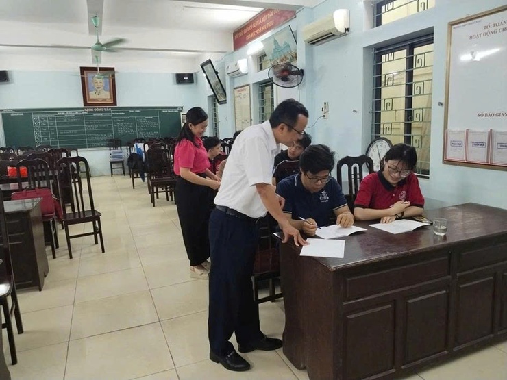 ĐẢNG BỘ XÃ DÂN HÒA QUYẾT TÂM HOÀN THÀNH CHỈ TIÊU KẾ HOẠCH PHÁT TRIỂN ĐẢNG VIÊN NĂM 2026- Ảnh 1.