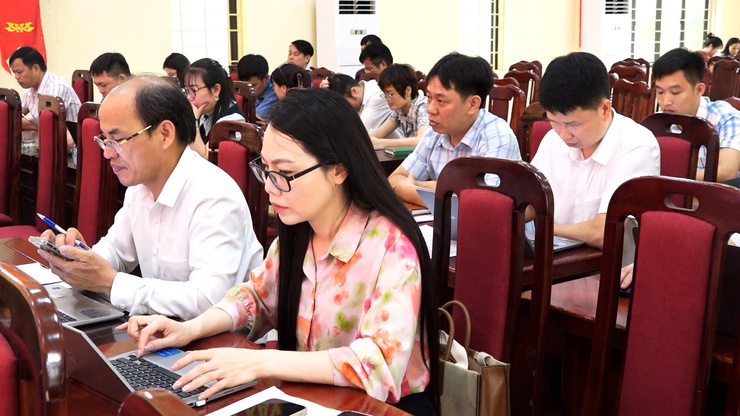 Dân Hòa tổ chức hội nghị tập huấn nghiệp vụ xử lý, giải quyết đơn thư khiếu nại, tố cáo, kiến nghị, phản ánh và hướng dẫn sử dụng nền tảng quản lý công tác khiếu nại, tố cáo quốc gia của Thanh tra Chính phủ năm 2026.- Ảnh 4.