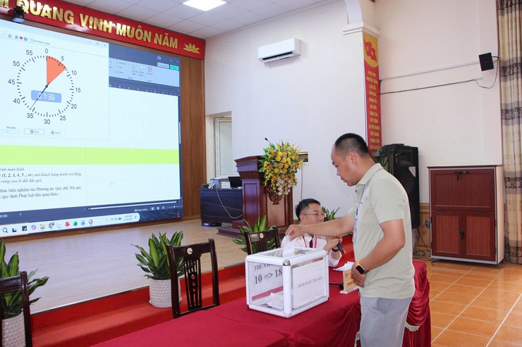 UBND xã Phú Nghĩa tổ chức thành công  phiên đấu giá quyền sử dụng đất công ích cho thuê sản xuất nông nghiệp - Ảnh 7.