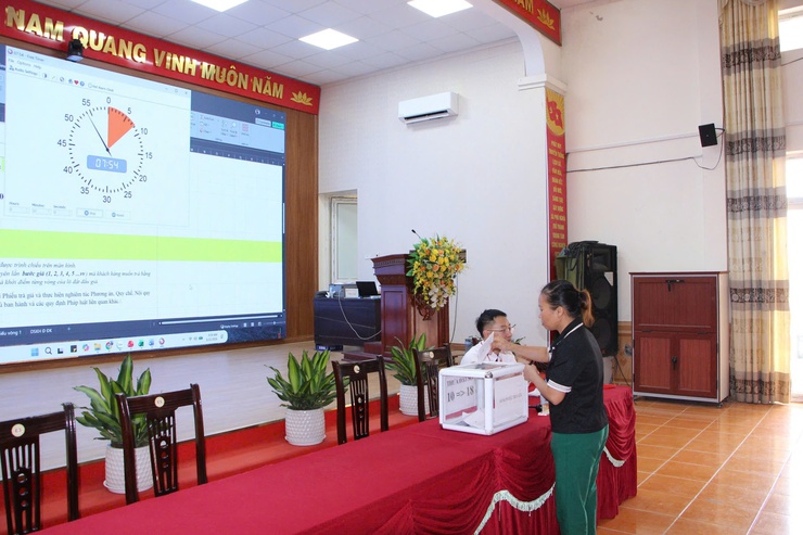 UBND xã Phú Nghĩa tổ chức thành công  phiên đấu giá quyền sử dụng đất công ích cho thuê sản xuất nông nghiệp - Ảnh 8.