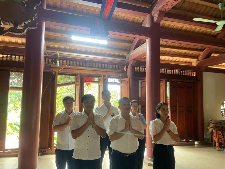 Xã Bình Minh chúc mừng Đại lễ Phật đản: Gắn kết đạo đời, xây dựng quê hương phát triển- Ảnh 5.