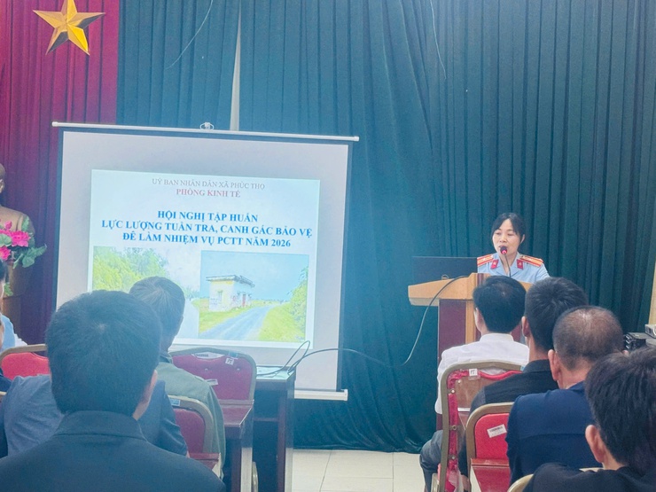 Phúc Thọ tập huấn cho lực lượng tuần tra, canh gác bảo vệ trên các điểm canh đê năm 2026- Ảnh 1.