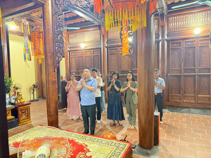 Xã Bình Minh chúc mừng Đại lễ Phật đản: Gắn kết đạo đời, xây dựng quê hương phát triển- Ảnh 1.