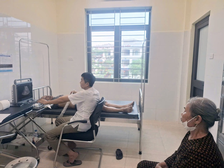 Trạm Y tế phường Chương Mỹ tổ chức tư vấn, khám sức khỏe cho người cao tuổi năm 2026- Ảnh 7.