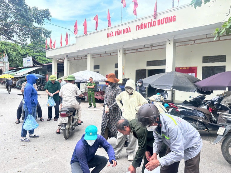 DÂN HÒA: NGƯỜI DÂN CẦN CHỦ ĐỘNG DIỆT BỌ GẬY, PHÒNG CHỐNG SỐT XUẤT HUYẾT- Ảnh 1.