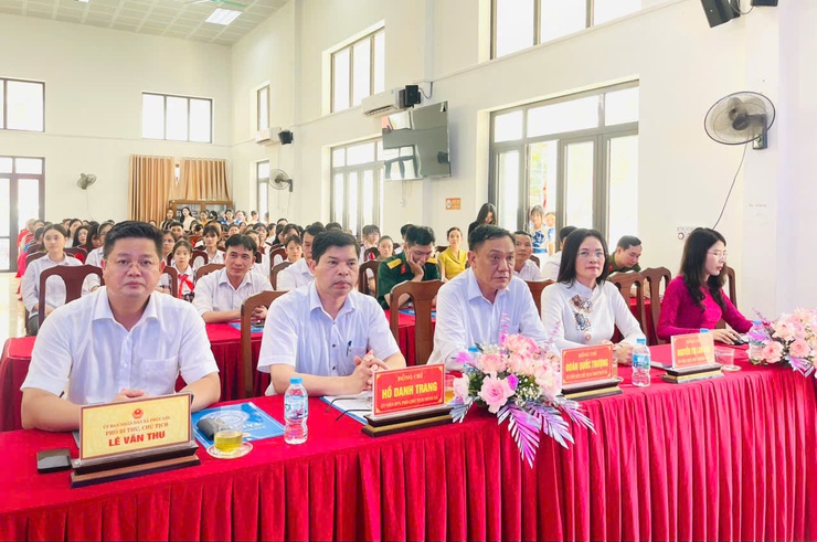 Phúc Lộc tuyên dương, khen thưởng cho 270 học sinh có thành tích tiêu biểu xuất sắc năm học 2025 - 2026- Ảnh 2.