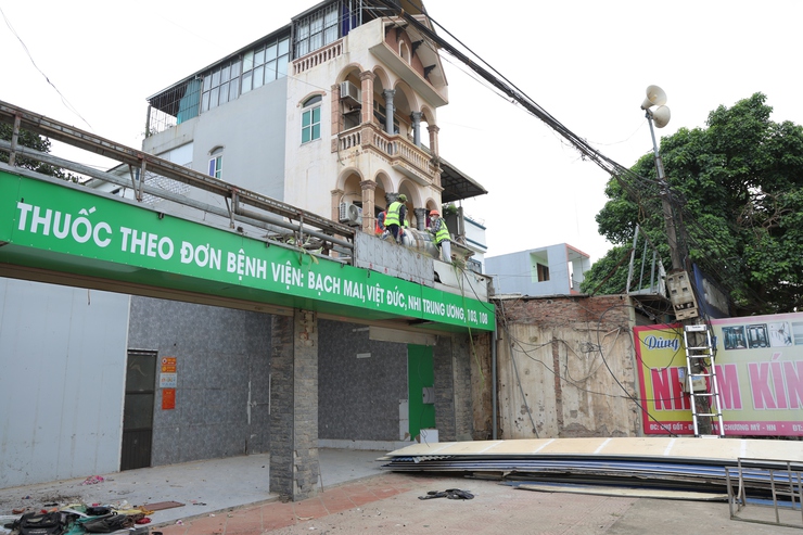 Người dân xã Phú Nghĩa thể hiện tinh thần khẩn trương, trách nhiệm trong công tác giải phóng mặt bằng Dự án cải tạo, nâng cấp Quốc lộ 6 đoạn Ba La – Xuân Mai- Ảnh 1.