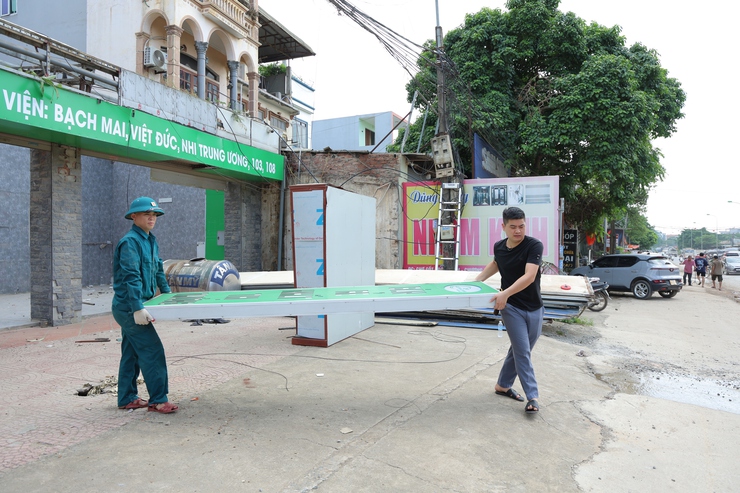 Người dân xã Phú Nghĩa thể hiện tinh thần khẩn trương, trách nhiệm trong công tác giải phóng mặt bằng Dự án cải tạo, nâng cấp Quốc lộ 6 đoạn Ba La – Xuân Mai- Ảnh 12.