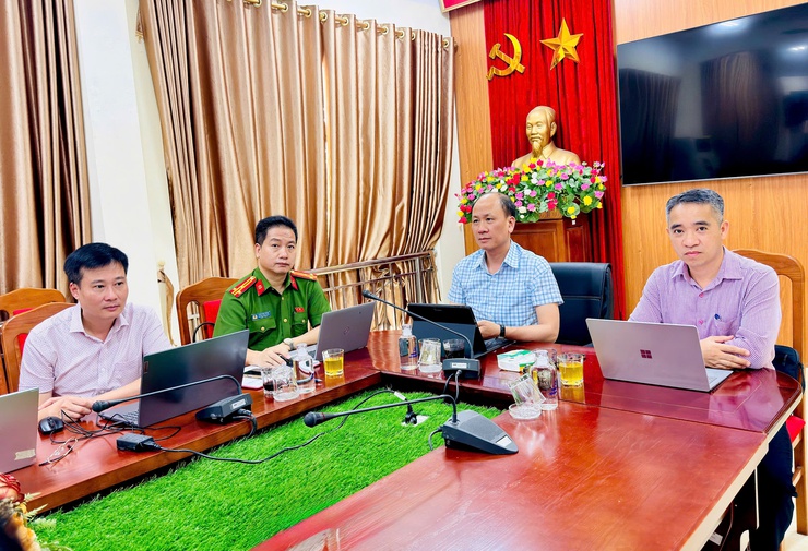 Đội ngũ cán bộ xã Nam Phù tham gia lớp bồi dưỡng nâng cao năng lực, xử lý tình huống thực tiễn bằng hình thức trực tuyến- Ảnh 2.