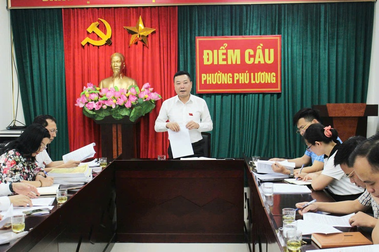 Ban Văn hoá - Xã hội HĐND phường Phú Lương giám sát việc thực hiện chế độ đối với người có công với cách mạng- Ảnh 2.