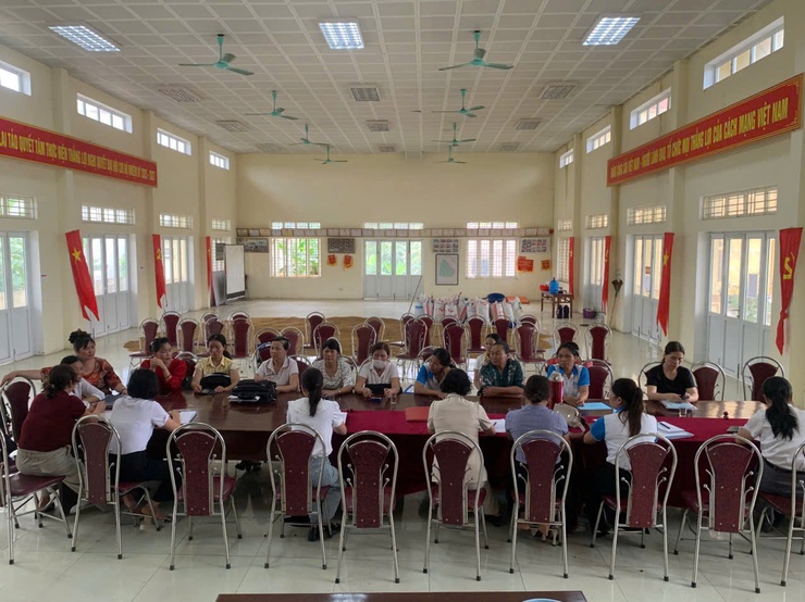 HỘI LHPN XÃ PHÚC SƠN TỔ CHỨC KIỂM TRA, GIÁM SÁT VIỆC THỰC HIỆN  ĐIỀU LỆ HỘI LHPN VIỆT NAM VÀ  CÔNG TÁC QUẢN LÝ VỐN VAY NHCSXH NĂM 2026- Ảnh 1.