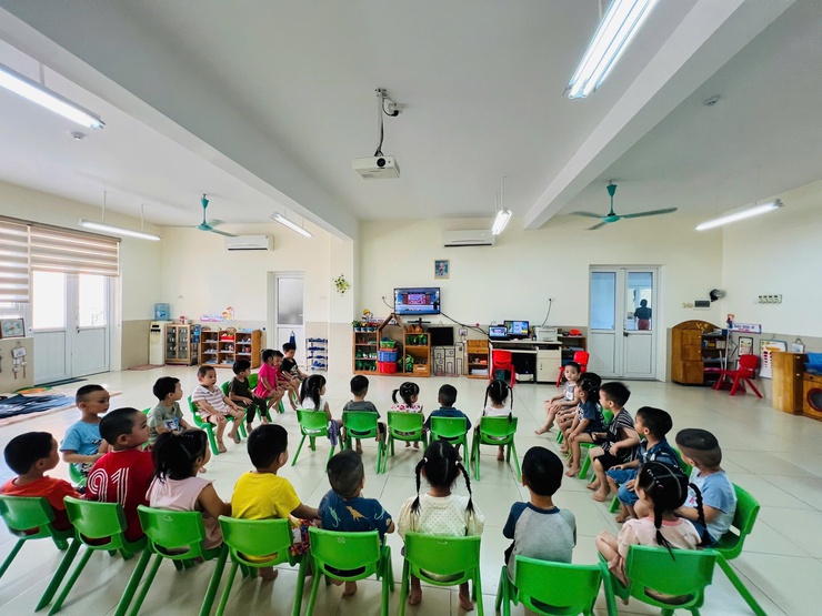 PHƯỜNG BỒ ĐỀ TẬP HUẤN CHUYÊN ĐỀ: "Ở NHÀ AN TOÀN - KHÔNG TAI NẠN THƯƠNG TÍCH - ĐÓN MÙA HÈ BỔ ÍCH" CHO GẦN 30 NGHÌN HỌC SINH TẠI CÁC ĐIỂM TRƯỜNG.- Ảnh 6.