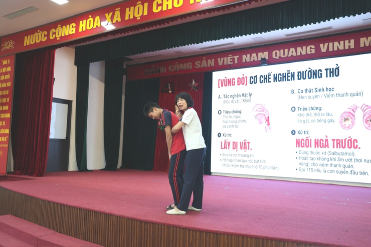 Xã Vĩnh Thanh tổ chức hội nghị tập huấn nâng cao kiến thức phòng, chống tai nạn thương tích cho trẻ em- Ảnh 9.