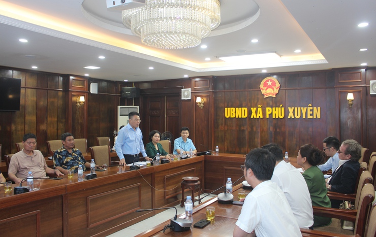 Phú Xuyên phối hợp tổ chức chương trình trao tặng mũ bảo hiểm thuộc chiến dịch “Power of No”- Ảnh 4.