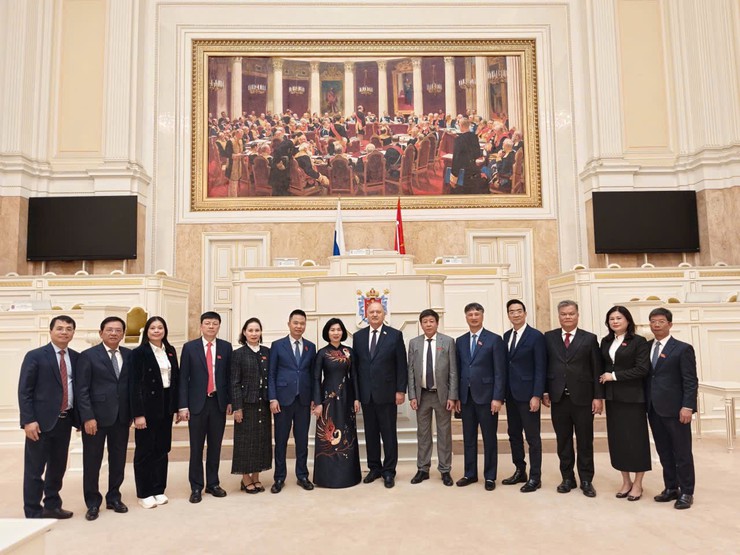 HĐND TP Hà Nội thiết lập quan hệ hữu nghị, hợp tác với Hội đồng lập pháp Saint Petersburg (Liên Bang Nga)- Ảnh 1.