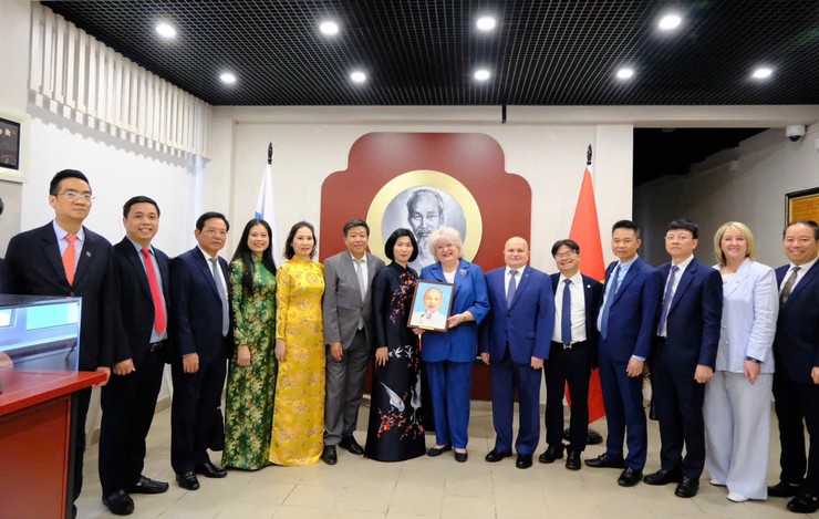 HĐND TP Hà Nội thiết lập quan hệ hữu nghị, hợp tác với Hội đồng lập pháp Saint Petersburg (Liên Bang Nga)- Ảnh 4.