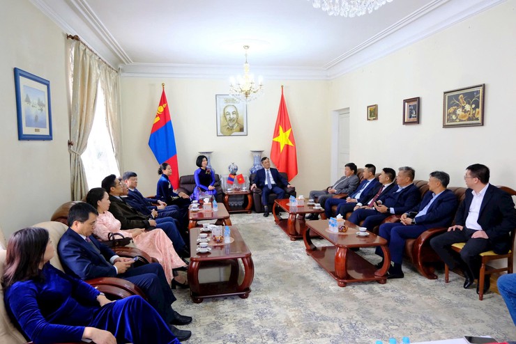 Thành phố Hà Nội tăng cường quan hệ hữu nghị và hợp tác với Thành phố ULAANBAATAR (Mông Cổ)- Ảnh 6.