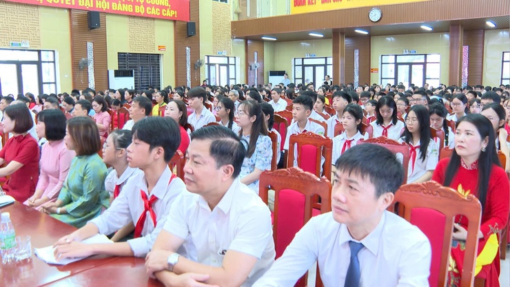 Xã Hát Môn tuyên dương 26 nhà giáo và 156 học sinh giỏi tiêu biểu- Ảnh 2.