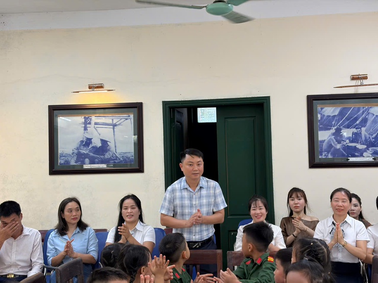 HÀNH TRÌNH VỀ ĐỊA CHỈ ĐỎ TẠI KHU DI TÍCH CÁCH MẠNG TRUNG GIÃ.- Ảnh 2.