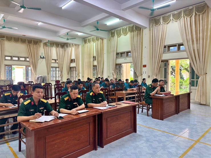Ban Chỉ huy quân sự xã Phú Nghĩa tổ chức giao ban tháng 5, triển khai nhiệm vụ tháng 6- Ảnh 4.