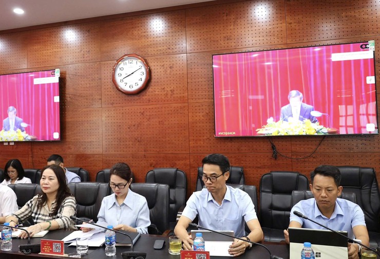 ĐẢNG ỦY XÃ QUỐC OAI THAM GIA LỚP BỒI DƯỠNG NÂNG CAO NĂNG LỰC XỬ LÝ TÌNH HUỐNG THỰC TIỄN CHO CÁN BỘ CƠ SỞ- Ảnh 5.