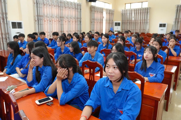 Nâng cao nghiệp vụ công tác đoàn và phong trào thanh niên các xã Thanh Oai, Tam Hưng, Dân Hòa- Ảnh 7.